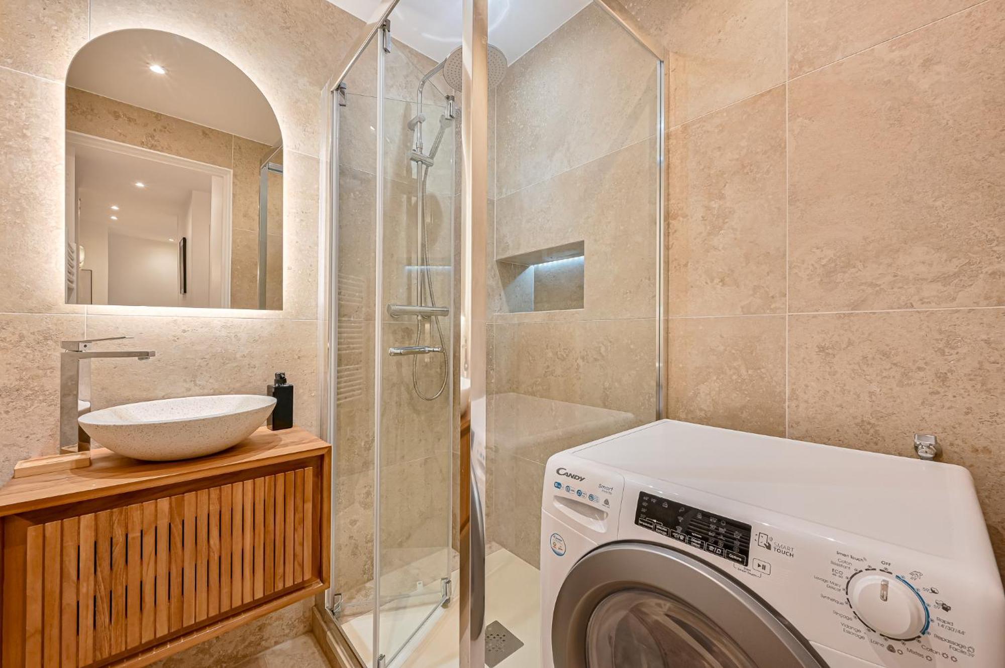 Apartment Eiffel- Perfect Location Paris
